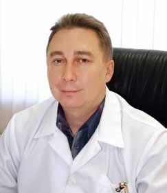 Заместитель главного врача по лу-  чевой диагностике, к.м.н., врач выс-  шей категории Евгений Анатольевич  ГРЕБЕНЕВ